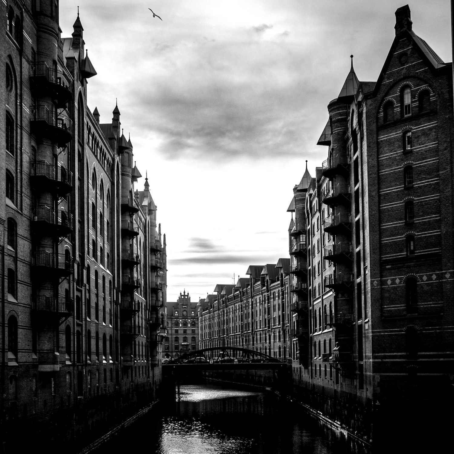 Abroad city grey scale picture